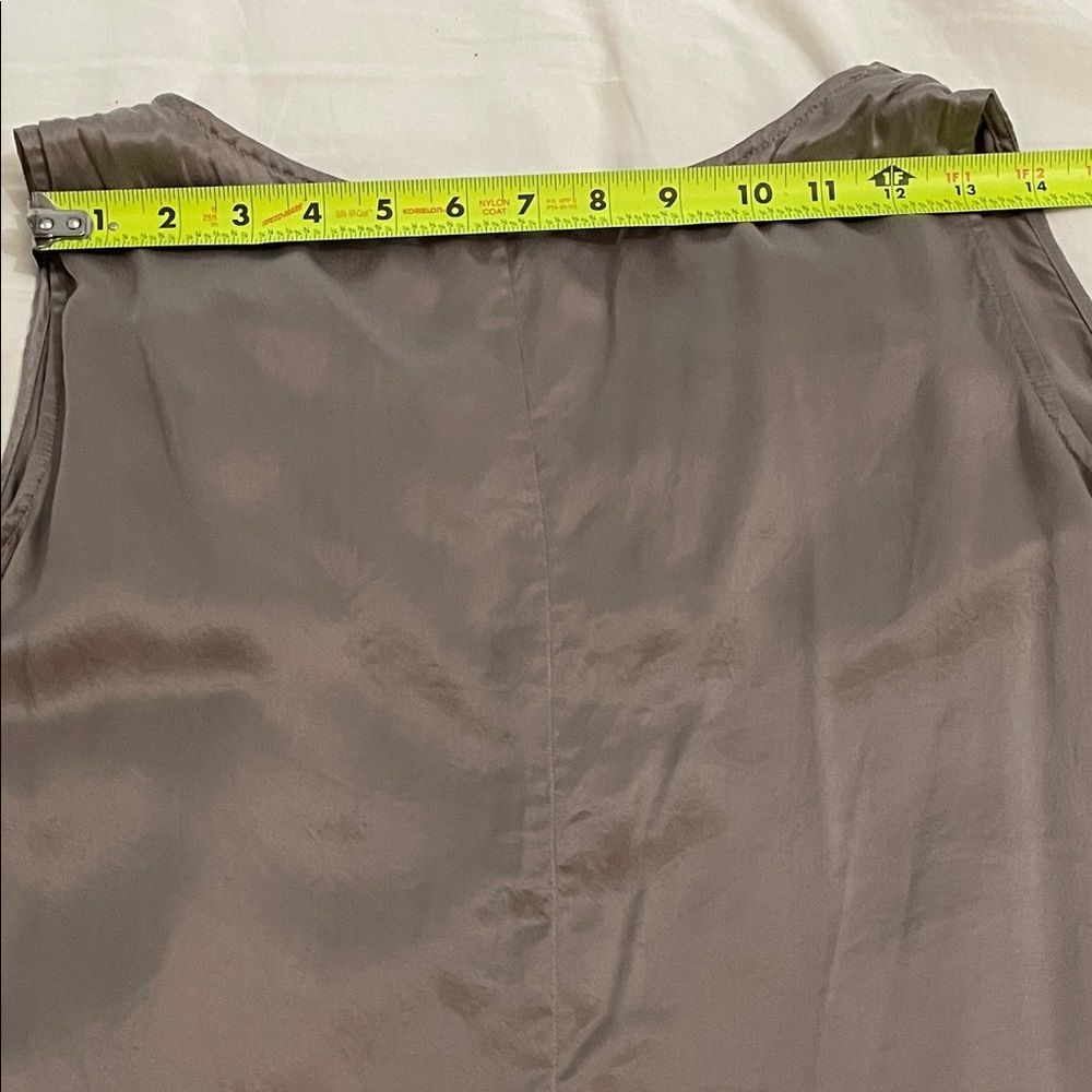 CABi Grey Silk Sleeveless Tank Top Blouse Womens Size Large - Picture 7 of 11